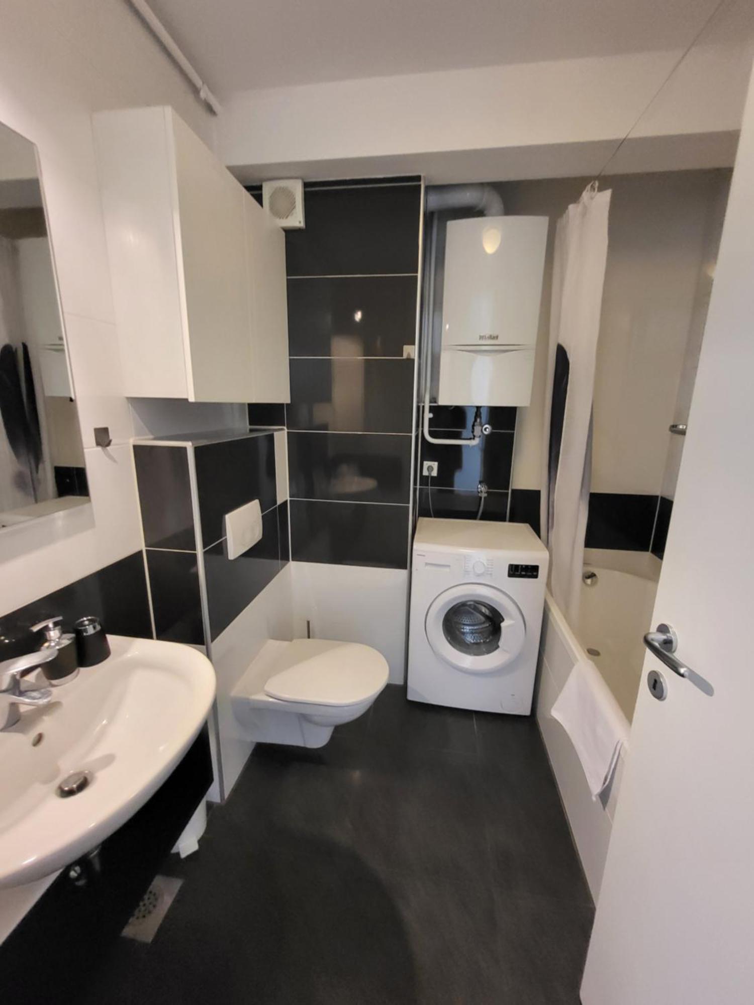 Studio Apartman Ana Zagreb Exteriör bild