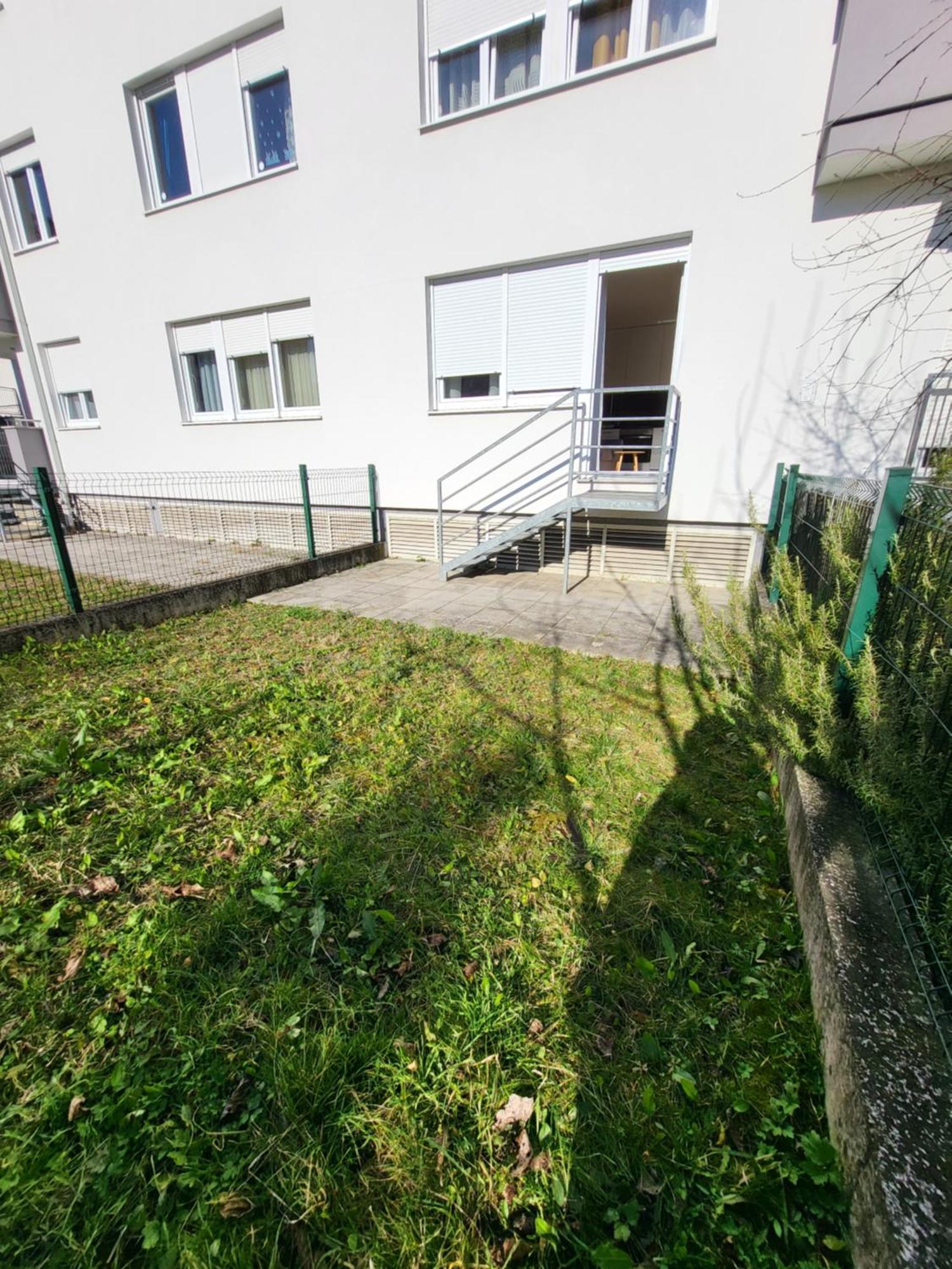 Studio Apartman Ana Zagreb Exteriör bild