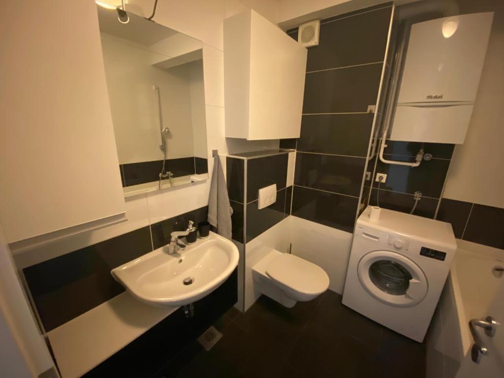 Studio Apartman Ana Zagreb Exteriör bild